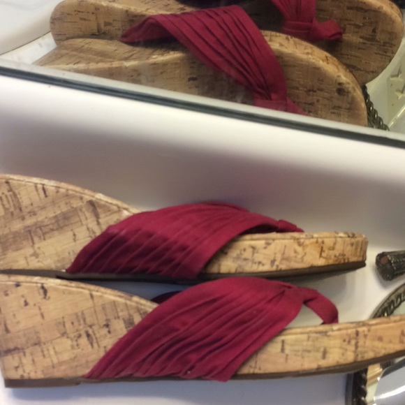 Violet red Unlisted wedges - Picture 4 of 6